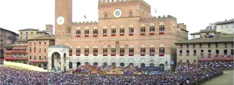Visualizza: Palio di Siena - Agosto 2010 dalla Piazza del Campo in diretta su Rai Due su Digital-News.it Immagine di Palio di Siena - Agosto 2010 dalla Piazza del Campo in diretta su Rai Due - Scopri di più su Televisione
